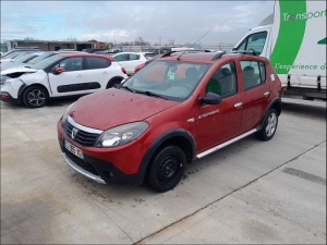 Voiture accidentée : DACIA SANDERO