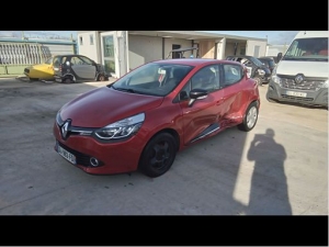 Voiture accidentée : RENAULT CLIO