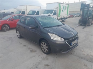 Voiture accidentée : PEUGEOT 208