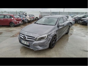 Voiture accidentée : MERCEDES CLASSE