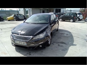 Voiture accidentée : PEUGEOT 308