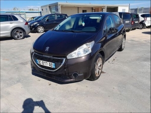 Voiture accidentée : PEUGEOT 208