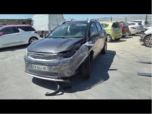 Voiture accidentée : KIA STONIC