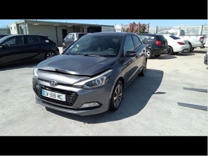 Voiture accidentée : HYUNDAI I20
