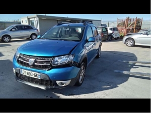 Voiture accidentée : DACIA SANDERO