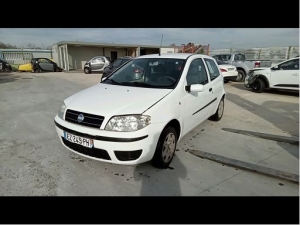 Voiture accidentée : FIAT PUNTO