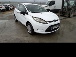 Voiture accidentée : FORD FIESTA