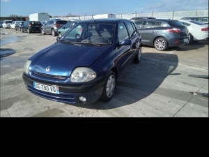 Voiture accidentée : RENAULT CLIO