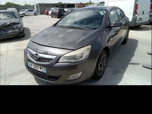 Voiture accidentée : OPEL ASTRA