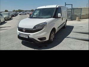 Voiture accidentée : FIAT DOBLO